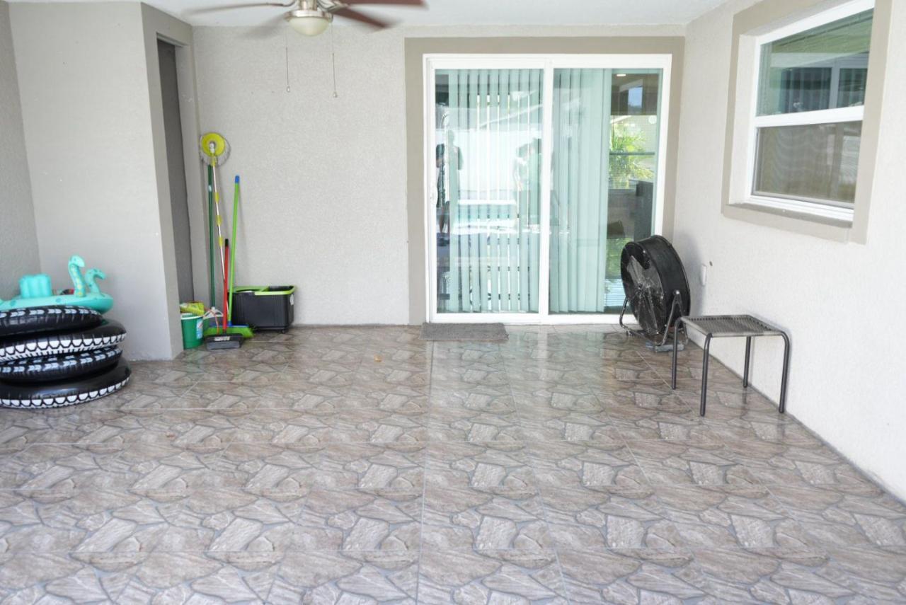 Villa Hosting 1 Tampa Exterior foto